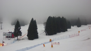 Skiareál Klínovec - Sjezdovka Pařezovka, lanovka CineStar Express - 9.2.2026 v 07:32