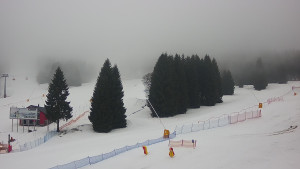 Skiareál Klínovec - Sjezdovka Pařezovka, lanovka CineStar Express - 9.2.2026 v 07:45