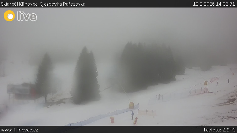 Skiareál Klínovec - Sjezdovka Pařezovka, lanovka CineStar Express - 12.2.2026 v 14:32