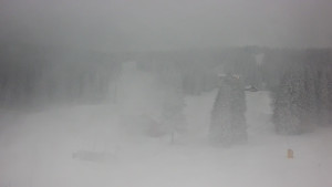 Skiareál Klínovec - Sjezdovka Pařezovka, lanovka CineStar Express - 16.2.2026 v 07:32