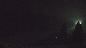 Skiareál Klínovec - Sjezdovka Pařezovka, lanovka CineStar Express - 21.3.2026 v 02:45