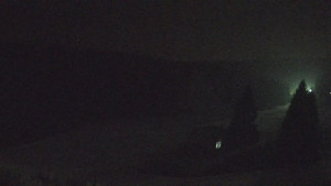 Skiareál Klínovec - Sjezdovka Pařezovka, lanovka CineStar Express - 21.3.2026 v 04:45