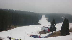 Skiareál Klínovec - Sjezdovka Pařezovka, lanovka CineStar Express - 21.3.2026 v 07:45