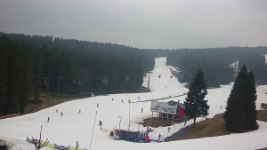 Skiareál Klínovec - Sjezdovka Pařezovka, lanovka CineStar Express - 21.3.2026 v 12:45