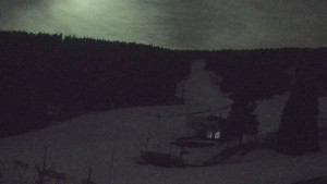 Skiareál Klínovec - Sjezdovka Pařezovka, lanovka CineStar Express - 4.4.2026 v 01:45