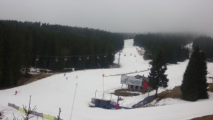 Skiareál Klínovec - Sjezdovka Pařezovka, lanovka CineStar Express - 4.4.2026 v 10:45