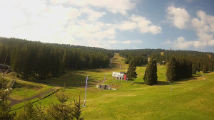 Skiareál Klínovec - Sjezdovka Pařezovka, lanovka CineStar Express - 10.5.2026 v 08:45