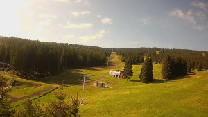 Skiareál Klínovec - Sjezdovka Pařezovka, lanovka CineStar Express - 10.5.2026 v 09:02