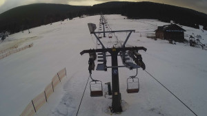 Horské atrakce Ramzová - Dolní část sjezdovky Skiareálu Ramzová - 1.2.2024 v 07:29 Horské atrakce Ramzová - Dolní část sjezdovky Skiareálu Ramzová - 1.2.2024 v 07:29