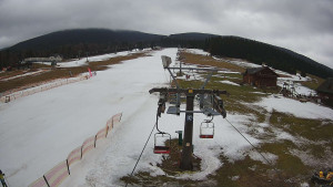 Horské atrakce Ramzová - Dolní část sjezdovky Skiareálu Ramzová - 6.2.2024 v 09:00 Horské atrakce Ramzová - Dolní část sjezdovky Skiareálu Ramzová - 6.2.2024 v 09:00