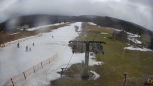 Horské atrakce Ramzová - Dolní část sjezdovky Skiareálu Ramzová - 9.2.2024 v 10:00 Horské atrakce Ramzová - Dolní část sjezdovky Skiareálu Ramzová - 9.2.2024 v 10:00