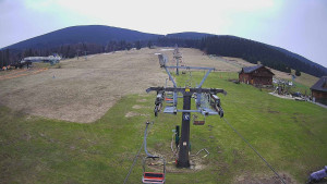 Horské atrakce Ramzová - Dolní část sjezdovky Skiareálu Ramzová - 1.3.2024 v 09:00 Horské atrakce Ramzová - Dolní část sjezdovky Skiareálu Ramzová - 1.3.2024 v 09:00