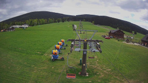 Skiarena R3 Ramzová - Dolní část sjezdovky Skiareálu Ramzová - 9.5.2025 v 13:00