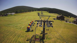 Horské atrakce Ramzová - Dolní část sjezdovky Skiareálu Ramzová - 13.6.2025 v 13:00