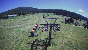 Skiarena R3 Ramzová - Dolní část sjezdovky Skiareálu Ramzová - 14.6.2025 v 14:00