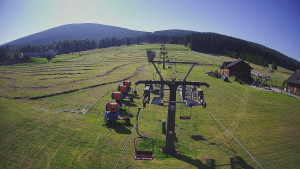 Skiarena R3 Ramzová - Dolní část sjezdovky Skiareálu Ramzová - 15.6.2025 v 09:00