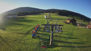 Skiarena R3 Ramzová - Dolní část sjezdovky Skiareálu Ramzová - 1.7.2025 v 06:01