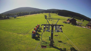 Skiarena R3 Ramzová - Dolní část sjezdovky Skiareálu Ramzová - 1.7.2025 v 09:00