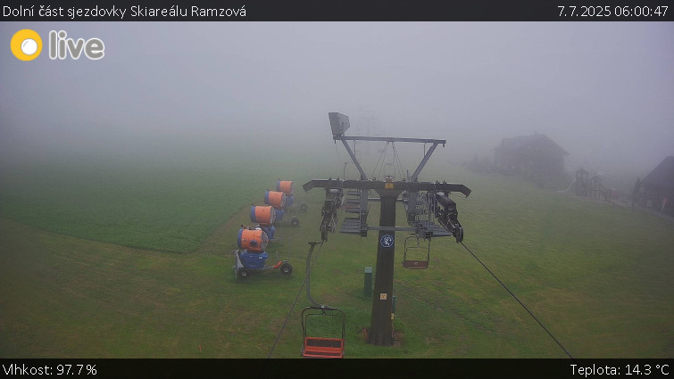 Skiarena R3 Ramzová - Dolní část sjezdovky Skiareálu Ramzová - 7.7.2025 v 06:00 Skiarena R3 Ramzová - Dolní část sjezdovky Skiareálu Ramzová - 7.7.2025 v 06:00