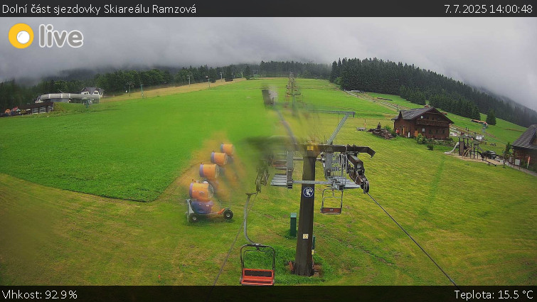 Skiarena R3 Ramzová - Dolní část sjezdovky Skiareálu Ramzová - 7.7.2025 v 14:00 Skiarena R3 Ramzová - Dolní část sjezdovky Skiareálu Ramzová - 7.7.2025 v 14:00