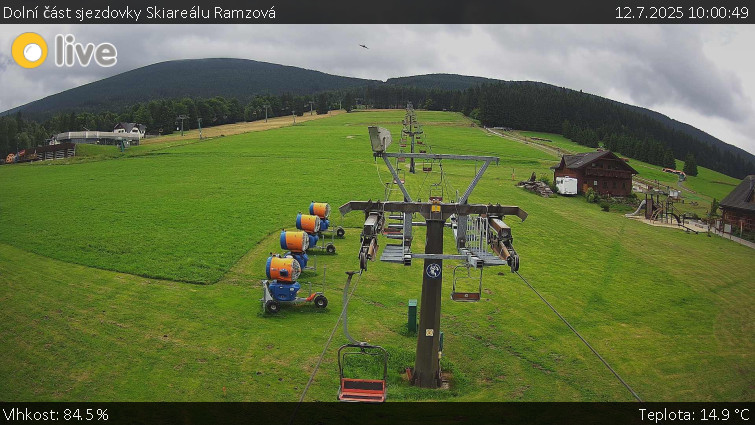 Skiarena R3 Ramzová - Dolní část sjezdovky Skiareálu Ramzová - 12.7.2025 v 10:00 Skiarena R3 Ramzová - Dolní část sjezdovky Skiareálu Ramzová - 12.7.2025 v 10:00