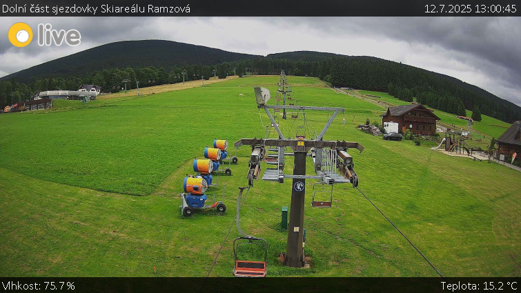 Skiarena R3 Ramzová - Dolní část sjezdovky Skiareálu Ramzová - 12.7.2025 v 13:00 Skiarena R3 Ramzová - Dolní část sjezdovky Skiareálu Ramzová - 12.7.2025 v 13:00