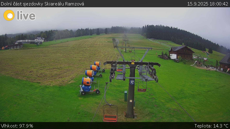 Horské atrakce Ramzová - Dolní část sjezdovky Skiareálu Ramzová - 15.9.2025 v 18:00 Horské atrakce Ramzová - Dolní část sjezdovky Skiareálu Ramzová - 15.9.2025 v 18:00