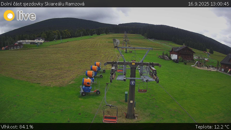 Horské atrakce Ramzová - Dolní část sjezdovky Skiareálu Ramzová - 16.9.2025 v 13:00