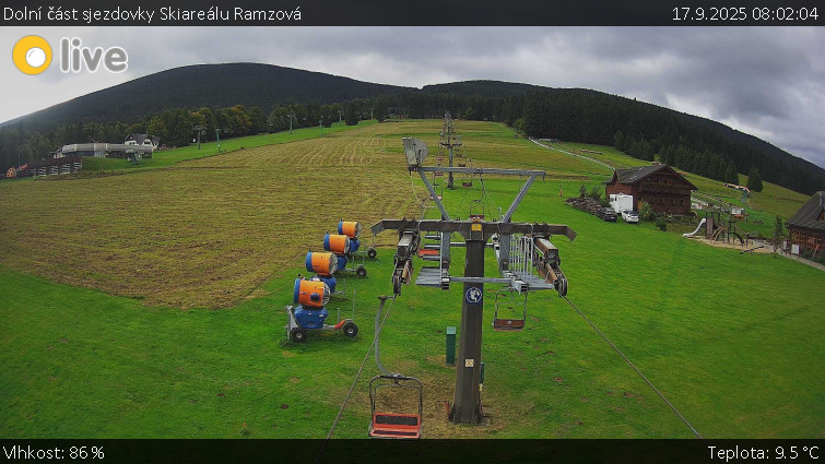 Horské atrakce Ramzová - Dolní část sjezdovky Skiareálu Ramzová - 17.9.2025 v 08:02 Horské atrakce Ramzová - Dolní část sjezdovky Skiareálu Ramzová - 17.9.2025 v 08:02