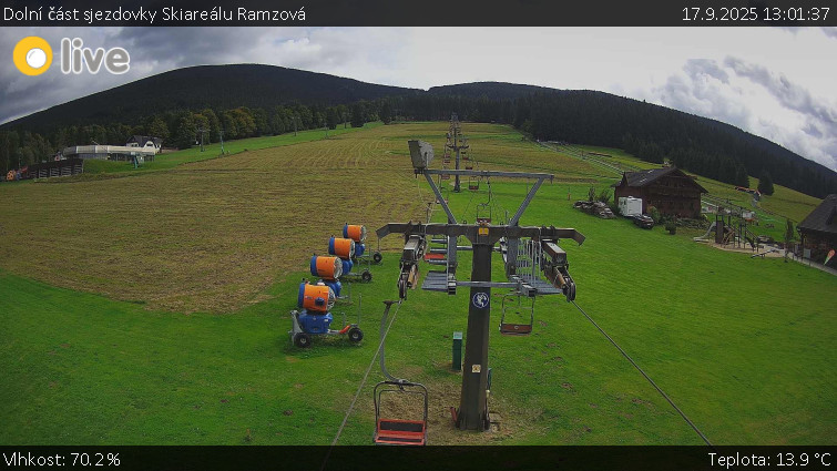 Horské atrakce Ramzová - Dolní část sjezdovky Skiareálu Ramzová - 17.9.2025 v 13:01 Horské atrakce Ramzová - Dolní část sjezdovky Skiareálu Ramzová - 17.9.2025 v 13:01