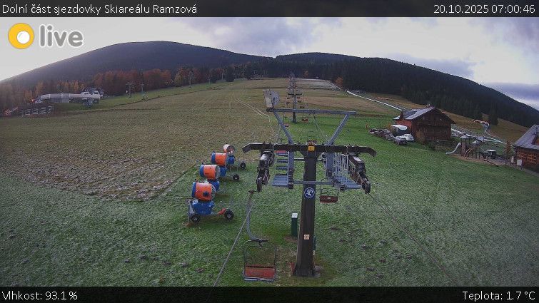 Horské atrakce Ramzová - Dolní část sjezdovky Skiareálu Ramzová - 20.10.2025 v 07:00 Horské atrakce Ramzová - Dolní část sjezdovky Skiareálu Ramzová - 20.10.2025 v 07:00