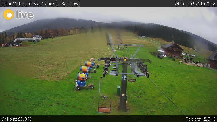 Horské atrakce Ramzová - Dolní část sjezdovky Skiareálu Ramzová - 24.10.2025 v 11:00 Horské atrakce Ramzová - Dolní část sjezdovky Skiareálu Ramzová - 24.10.2025 v 11:00