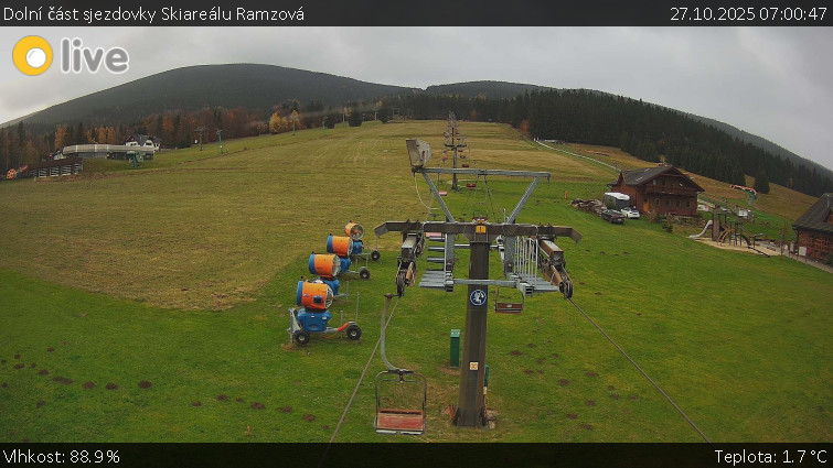 Horské atrakce Ramzová - Dolní část sjezdovky Skiareálu Ramzová - 27.10.2025 v 07:00