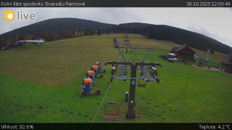 Horské atrakce Ramzová - Dolní část sjezdovky Skiareálu Ramzová - 28.10.2025 v 12:00 Horské atrakce Ramzová - Dolní část sjezdovky Skiareálu Ramzová - 28.10.2025 v 12:00