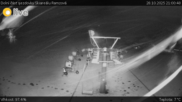 Horské atrakce Ramzová - Dolní část sjezdovky Skiareálu Ramzová - 28.10.2025 v 21:00 Horské atrakce Ramzová - Dolní část sjezdovky Skiareálu Ramzová - 28.10.2025 v 21:00