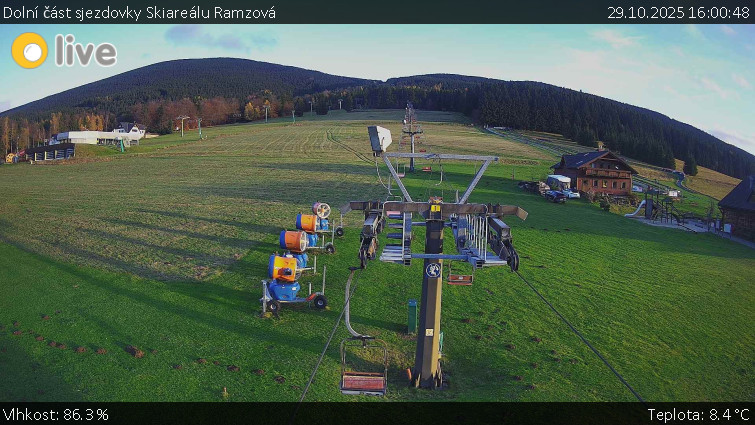 Horské atrakce Ramzová - Dolní část sjezdovky Skiareálu Ramzová - 29.10.2025 v 16:00 Horské atrakce Ramzová - Dolní část sjezdovky Skiareálu Ramzová - 29.10.2025 v 16:00