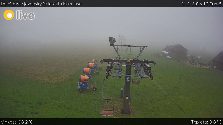 Horské atrakce Ramzová - Dolní část sjezdovky Skiareálu Ramzová - 1.11.2025 v 10:00 Horské atrakce Ramzová - Dolní část sjezdovky Skiareálu Ramzová - 1.11.2025 v 10:00