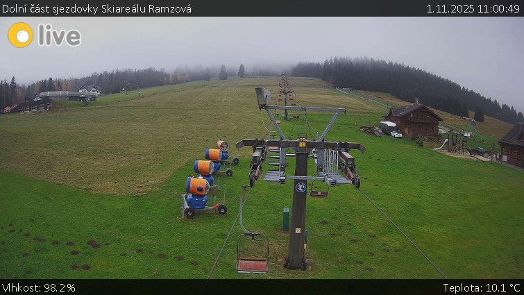 Horské atrakce Ramzová - Dolní část sjezdovky Skiareálu Ramzová - 1.11.2025 v 11:00 Horské atrakce Ramzová - Dolní část sjezdovky Skiareálu Ramzová - 1.11.2025 v 11:00