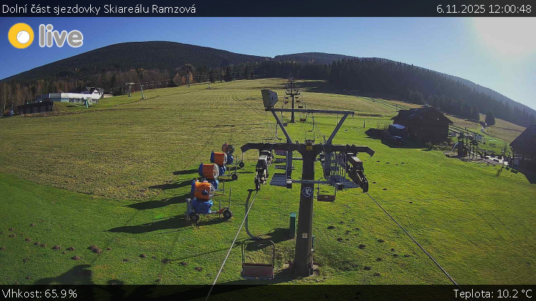 Horské atrakce Ramzová - Dolní část sjezdovky Skiareálu Ramzová - 6.11.2025 v 12:00