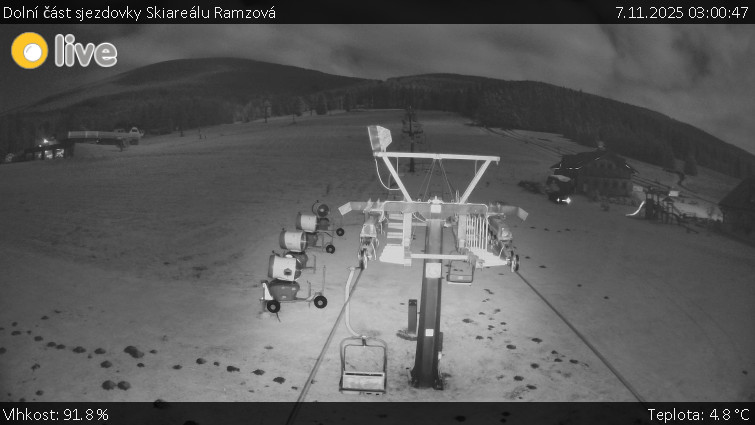 Horské atrakce Ramzová - Dolní část sjezdovky Skiareálu Ramzová - 7.11.2025 v 03:00