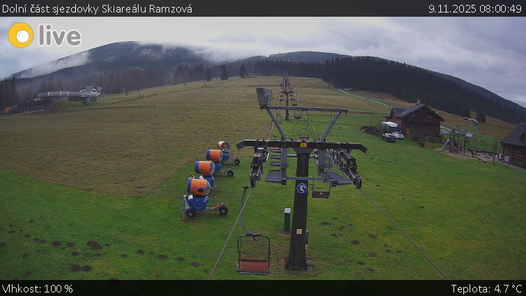 Horské atrakce Ramzová - Dolní část sjezdovky Skiareálu Ramzová - 9.11.2025 v 08:00