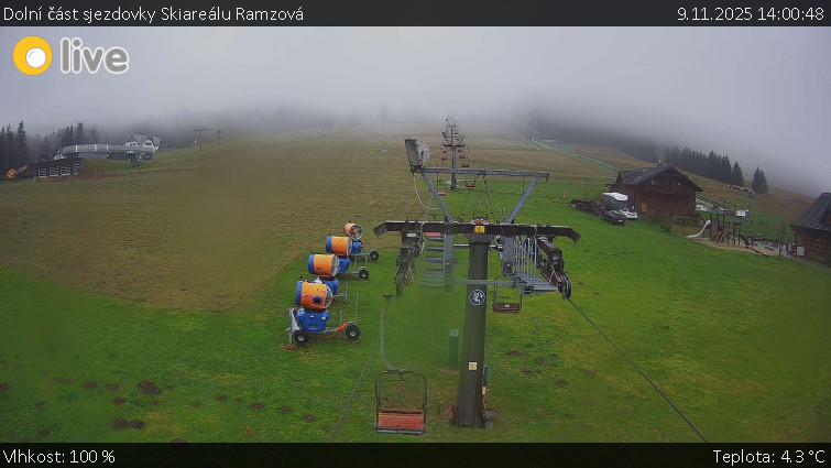 Horské atrakce Ramzová - Dolní část sjezdovky Skiareálu Ramzová - 9.11.2025 v 14:00