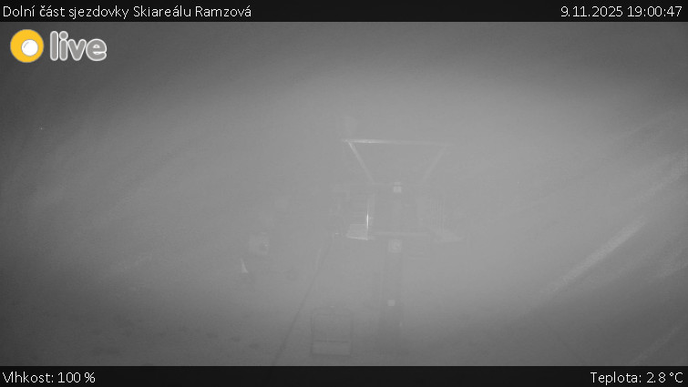 Horské atrakce Ramzová - Dolní část sjezdovky Skiareálu Ramzová - 9.11.2025 v 19:00