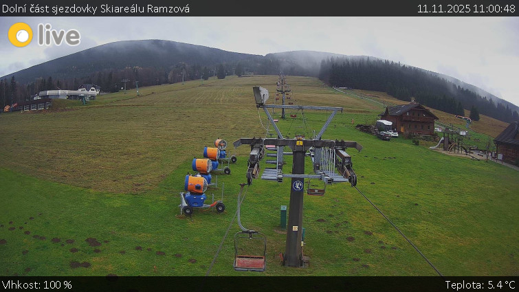 Horské atrakce Ramzová - Dolní část sjezdovky Skiareálu Ramzová - 11.11.2025 v 11:00