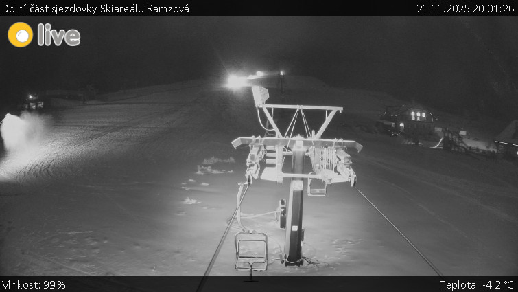 Horské atrakce Ramzová - Dolní část sjezdovky Skiareálu Ramzová - 21.11.2025 v 20:01