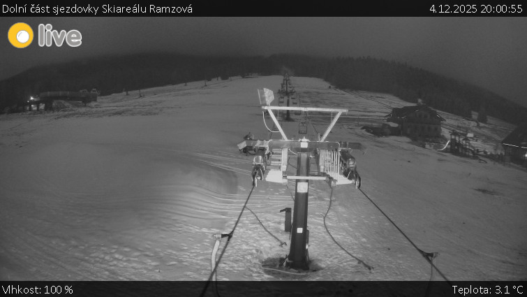 Horské atrakce Ramzová - Dolní část sjezdovky Skiareálu Ramzová - 4.12.2025 v 20:00