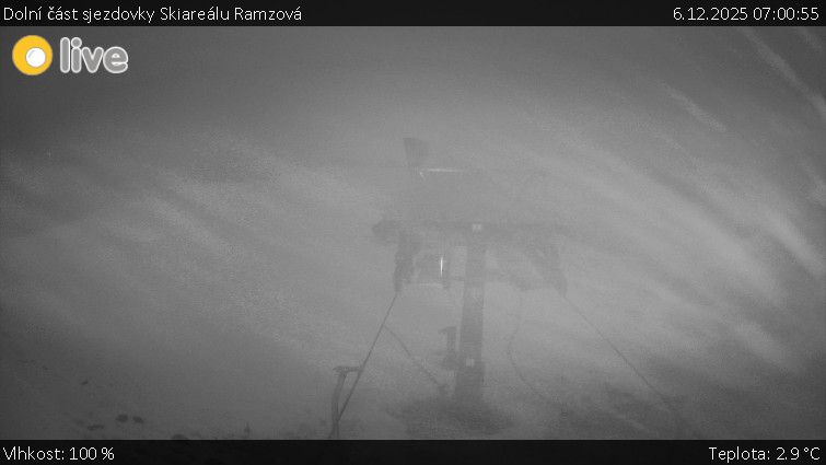 Horské atrakce Ramzová - Dolní část sjezdovky Skiareálu Ramzová - 6.12.2025 v 07:00