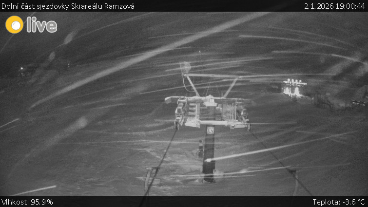 Horské atrakce Ramzová - Dolní část sjezdovky Skiareálu Ramzová - 2.1.2026 v 19:00