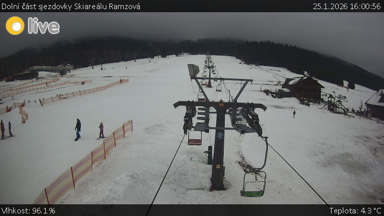 Horské atrakce Ramzová - Dolní část sjezdovky Skiareálu Ramzová - 25.1.2026 v 16:00