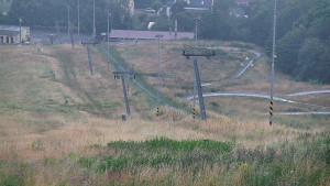 Skiareál Hlubočky - Horní část sjezdovky skiareálu Hlubočky - 7.7.2025 v 04:55